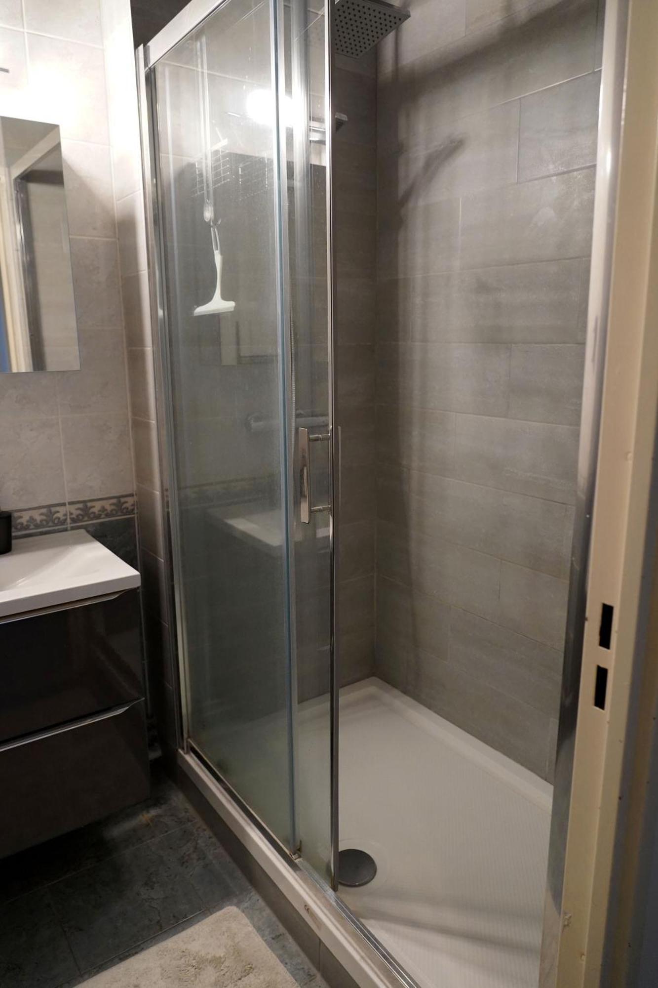 Le Beau Hugo Apartment Mainvilliers  Exterior foto